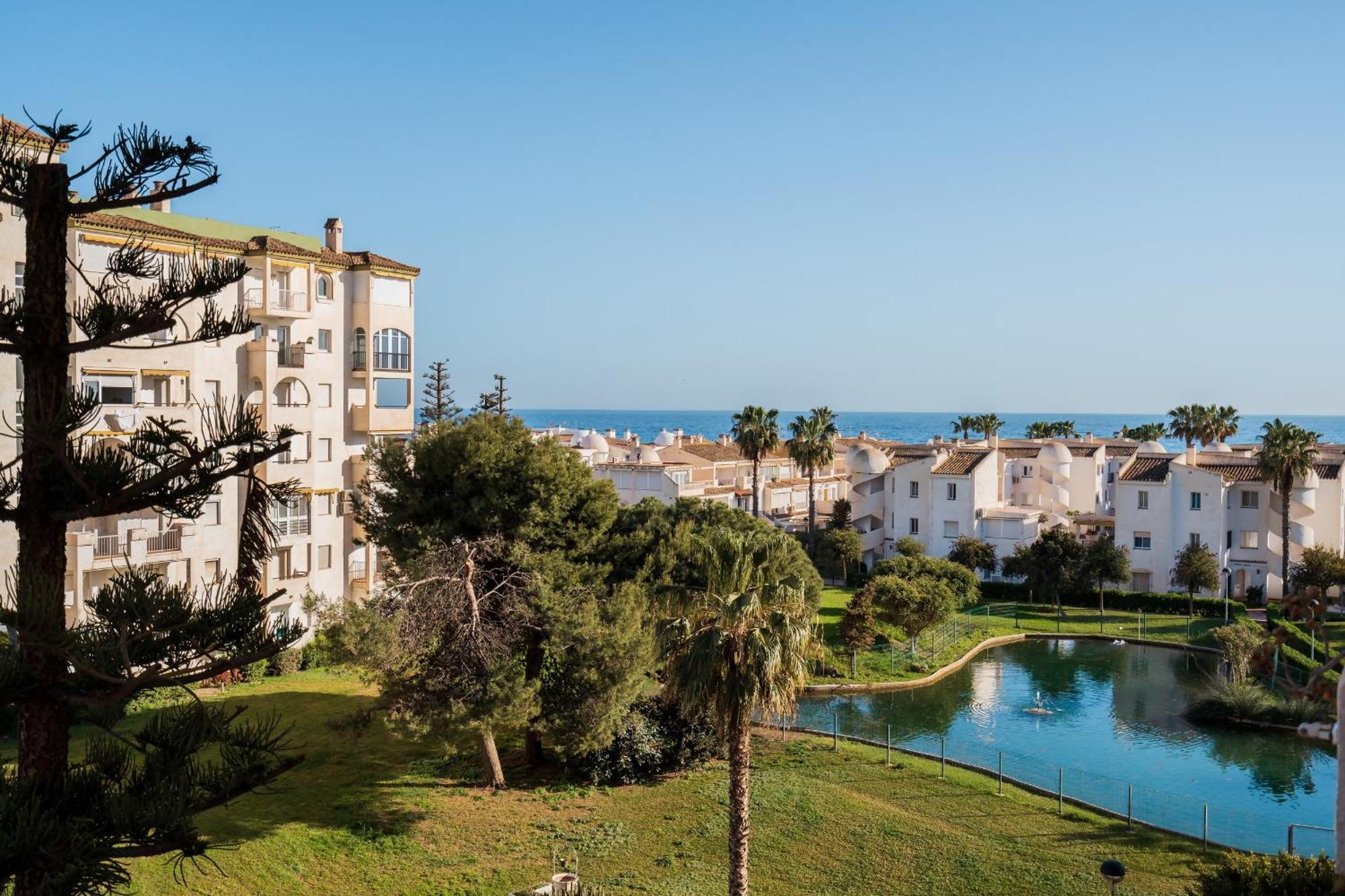 Apartamento Torrox Laguna Beach Kültér fotó